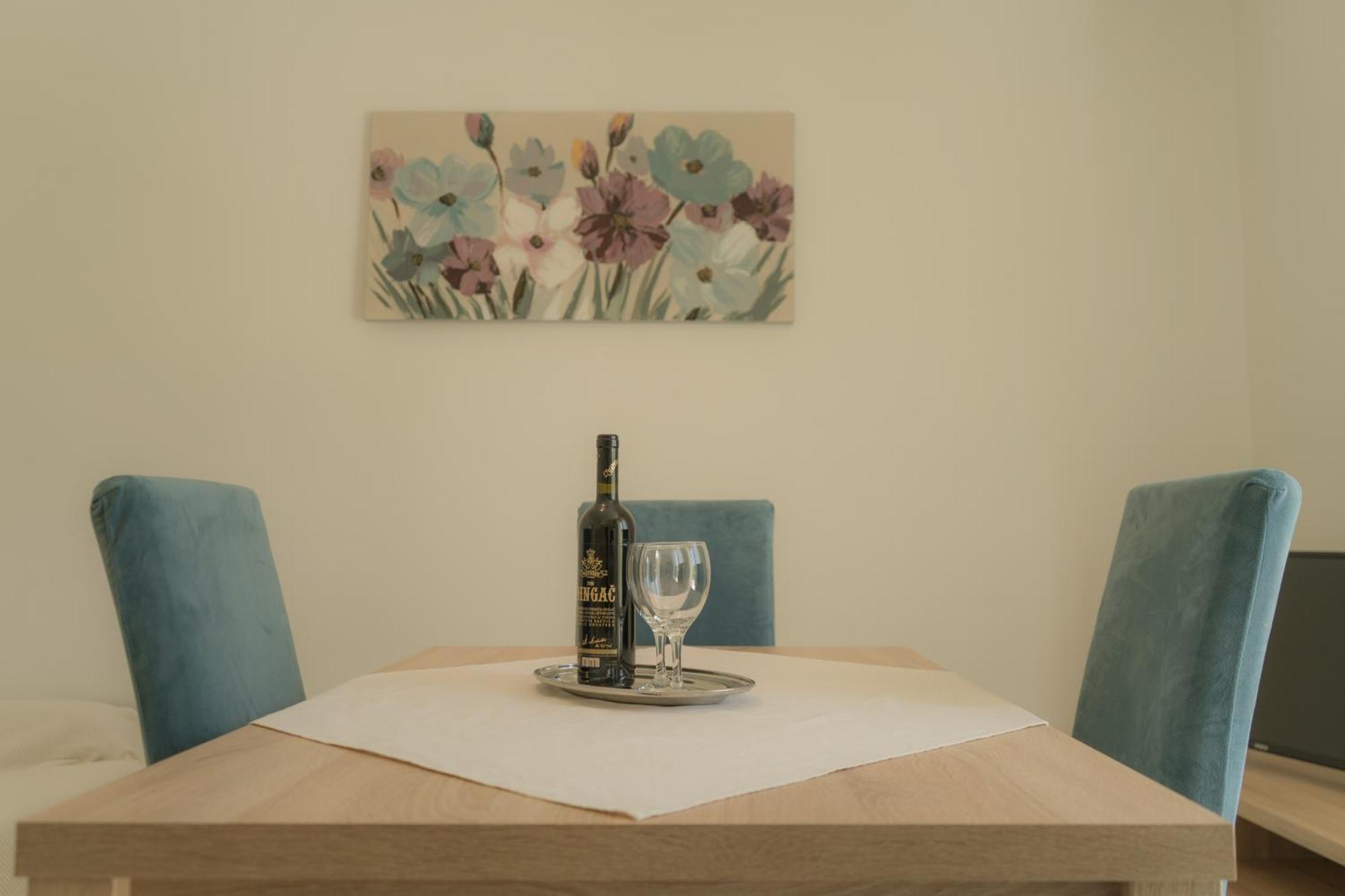 Apartment Gloria Каштела Экстерьер фото