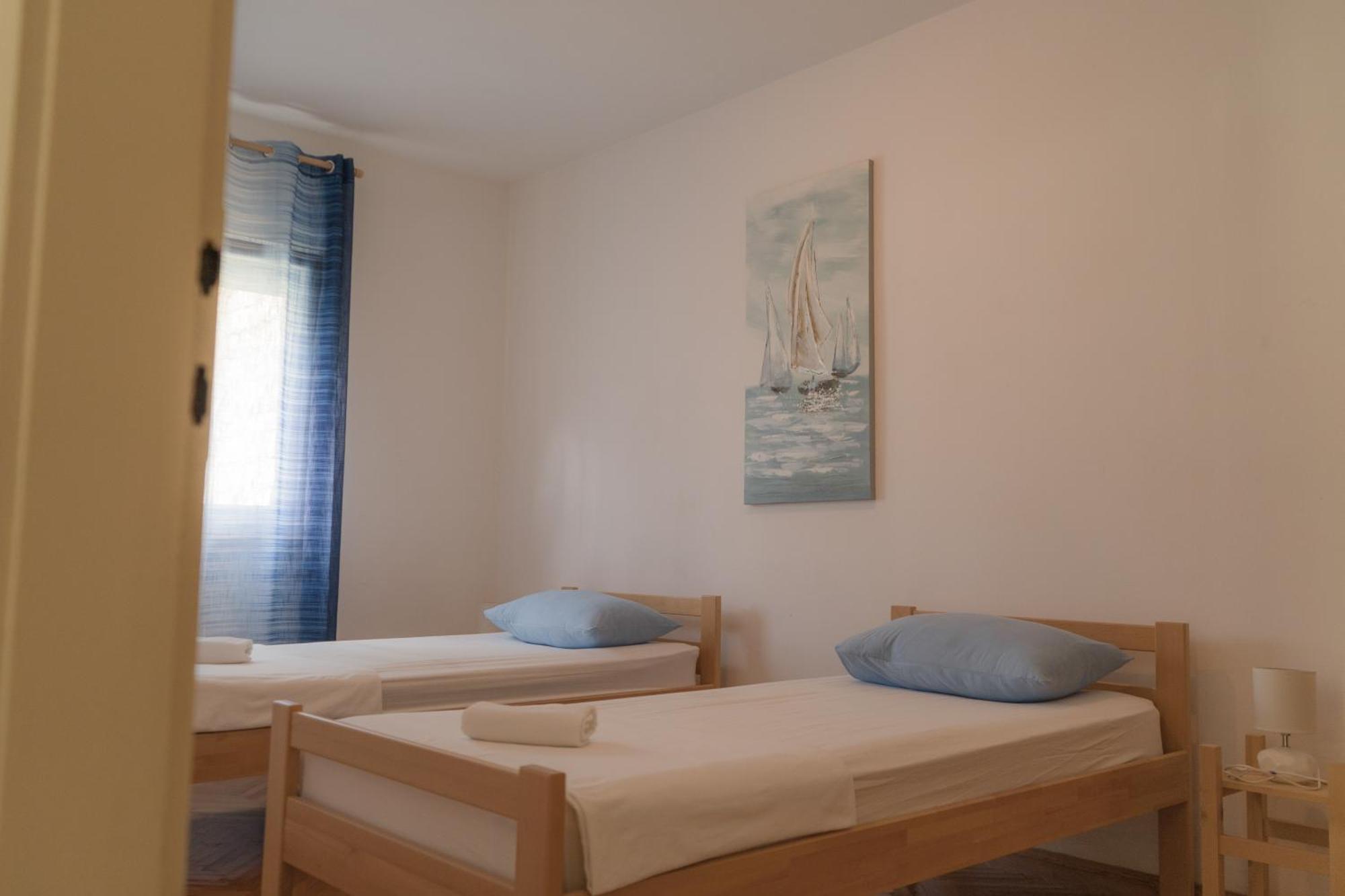 Apartment Gloria Каштела Экстерьер фото